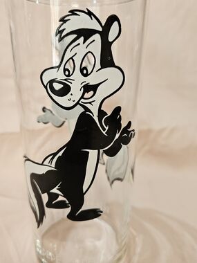 Pepsi Collector Series Pepe Le Pew - Eyes Clear - Cartoon Art
